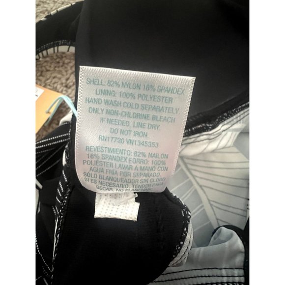 NWT -Women's Square Neck Sharkbite Hem Tankini Top Kona Sol Black & White - L - Picture 8 of 10